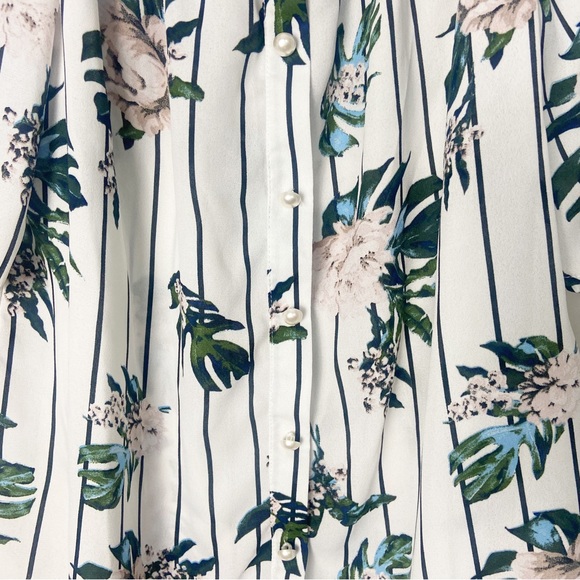 Daytip Floral Striped Short Sleeve Blouse - Picture 3 of 5